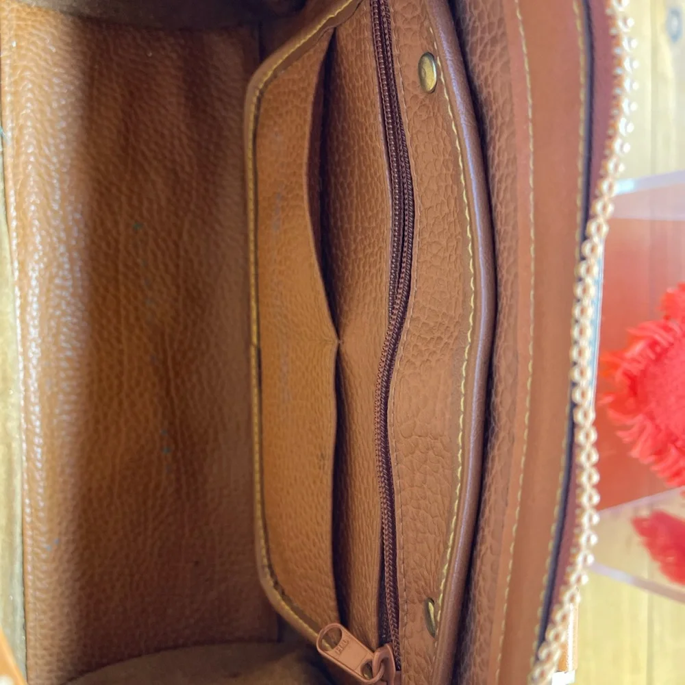 RARE Dooney & Bourke Tan Forest Green All Weather Leather Satchel Hand Bag Purse